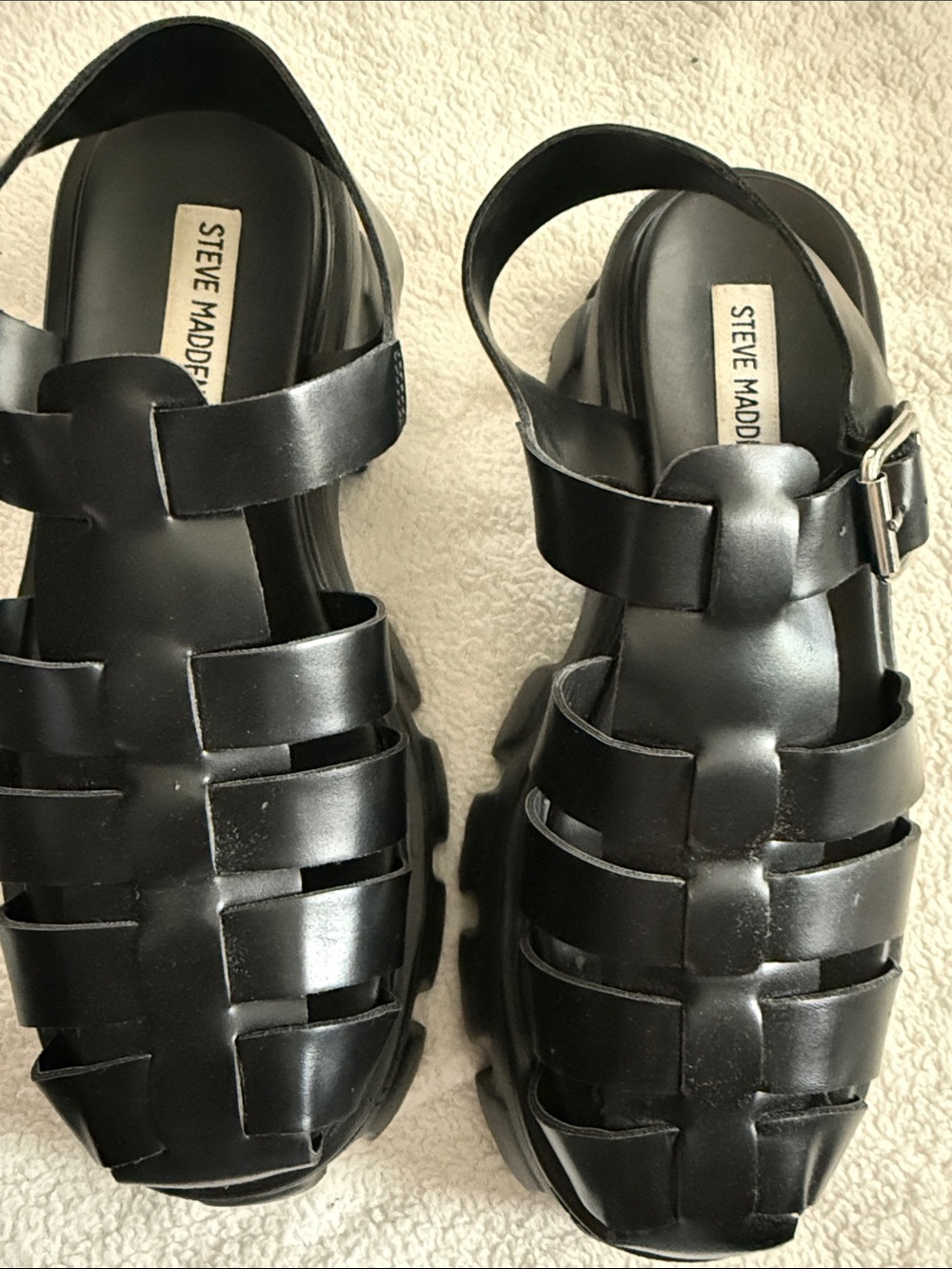 Steve Madden Black Leather Strappy Lug Sandals